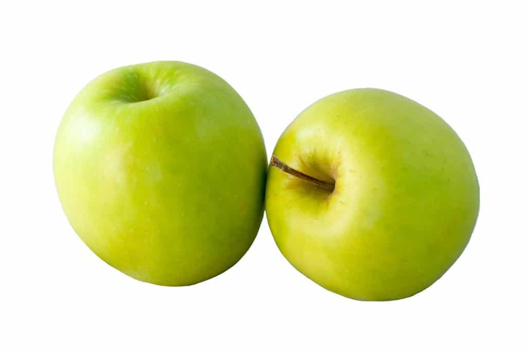 Deux pommes vertes